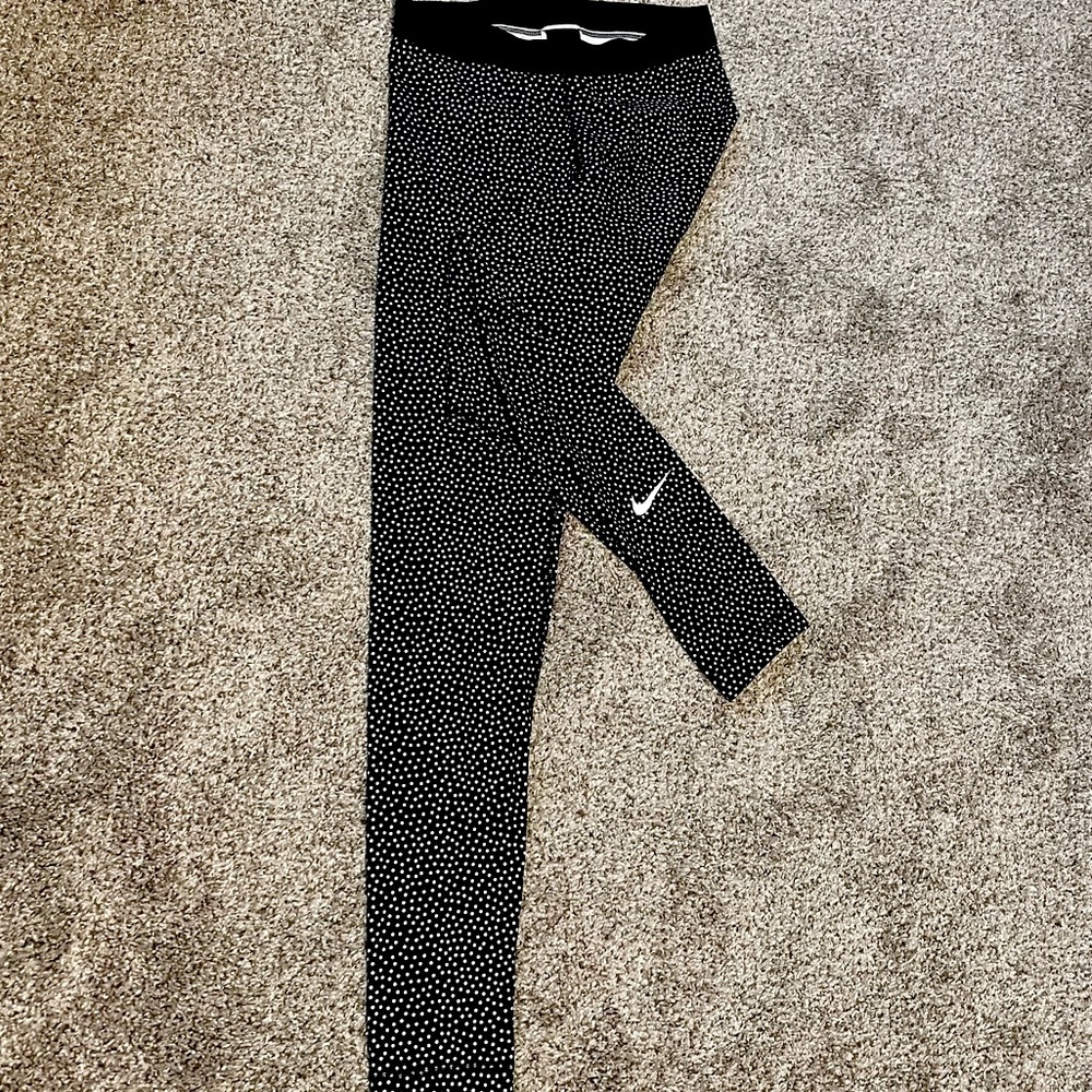 Nike Pro Dri-Fit leggings